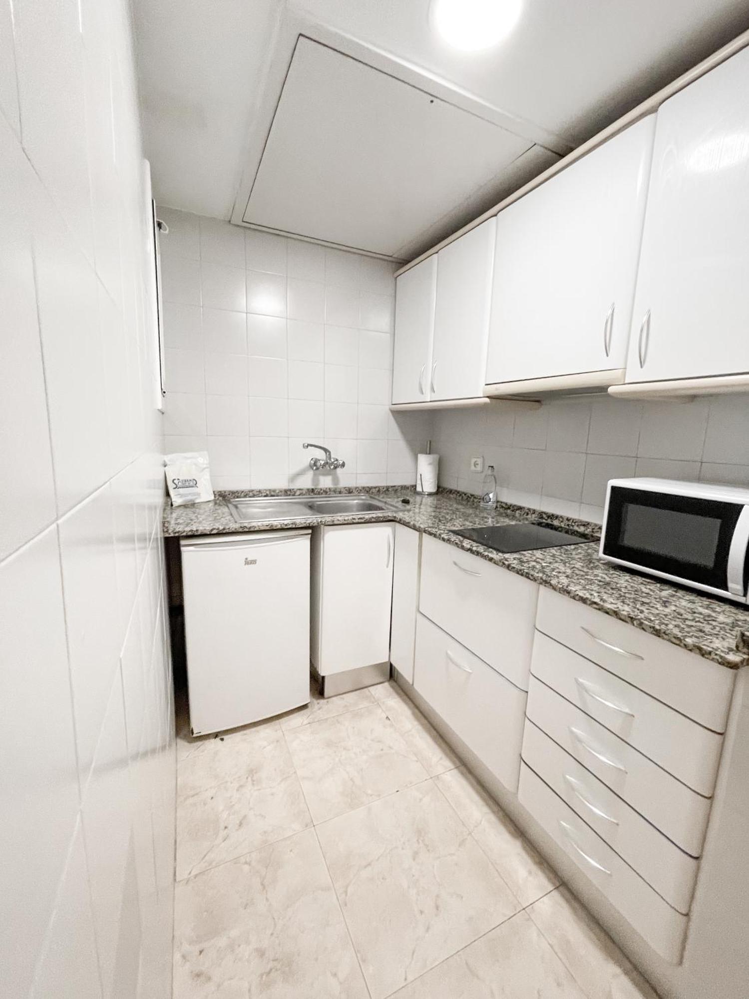 Aparthotel Solifemar Кастельдефельс Экстерьер фото