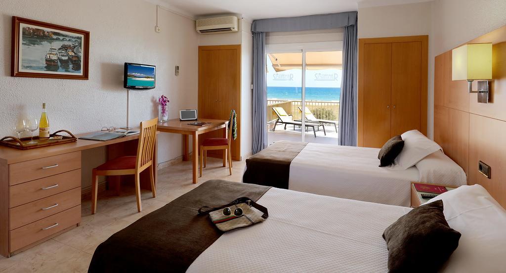 Aparthotel Solifemar Кастельдефельс Экстерьер фото